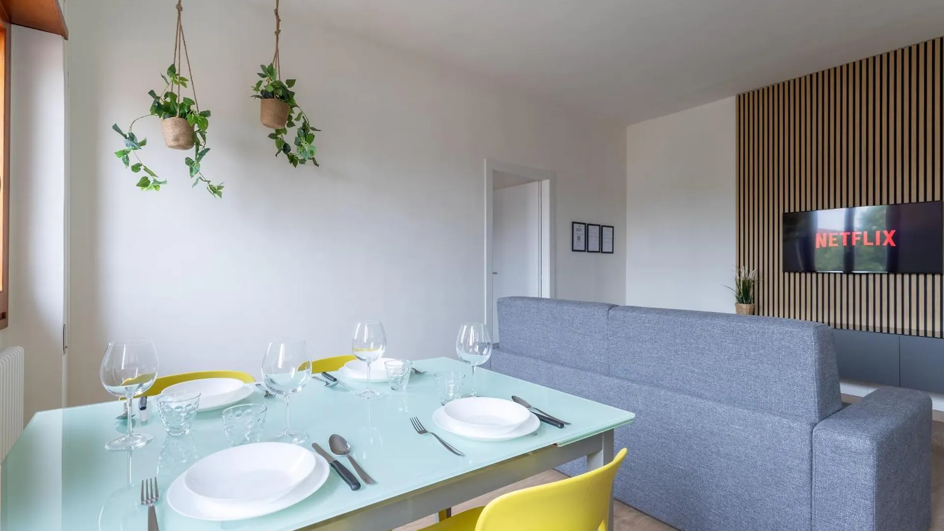 Appartamento Amazing Apt Free Private Parking 18 Min By Train To Florence Prato